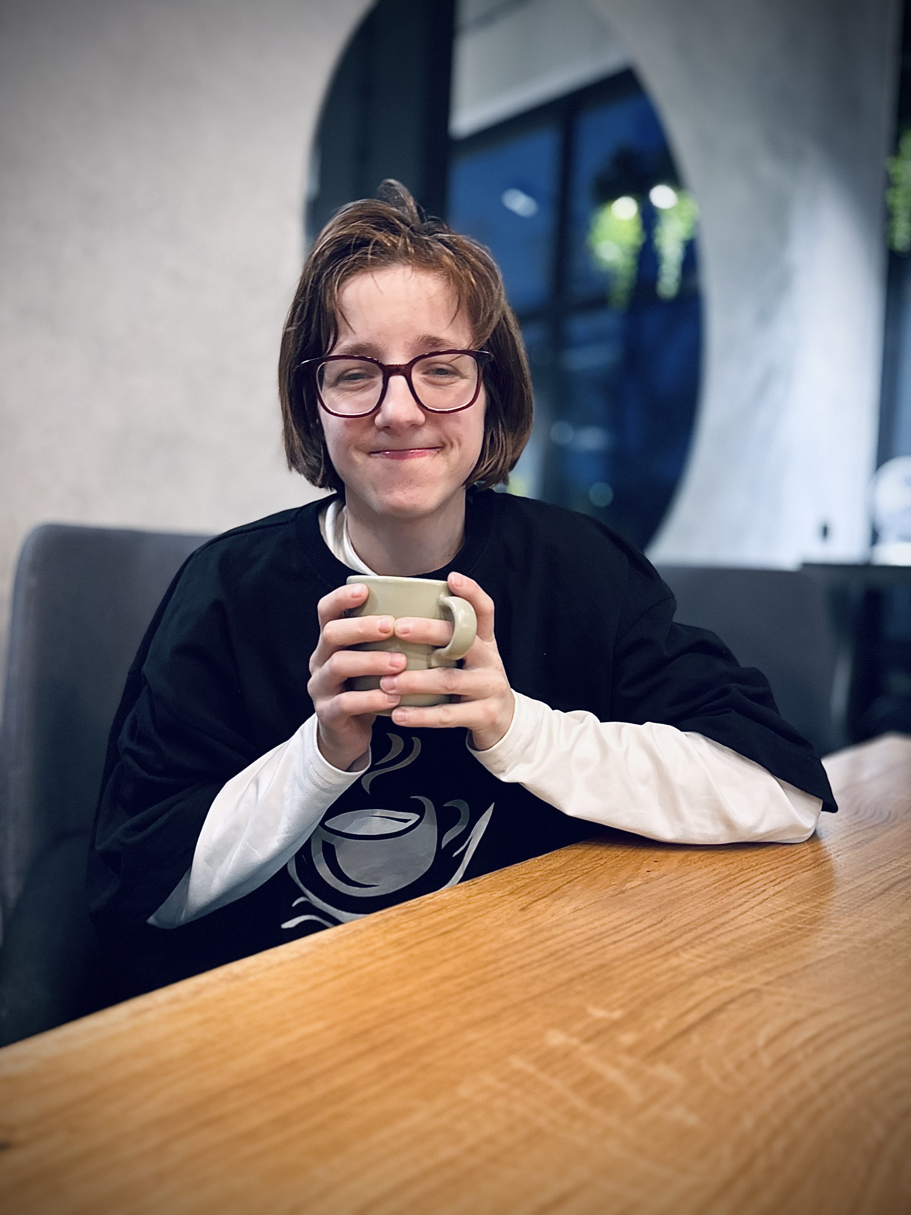 Monika z zespołu KawiARKI